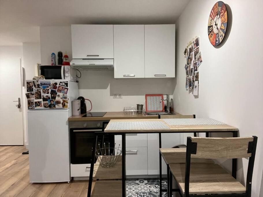Studio Centre Village Боконяно Екстериор снимка